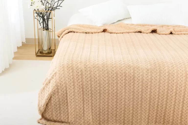 Rope Style Mink Throw – Plush, Stylish & Ultra-Cozy